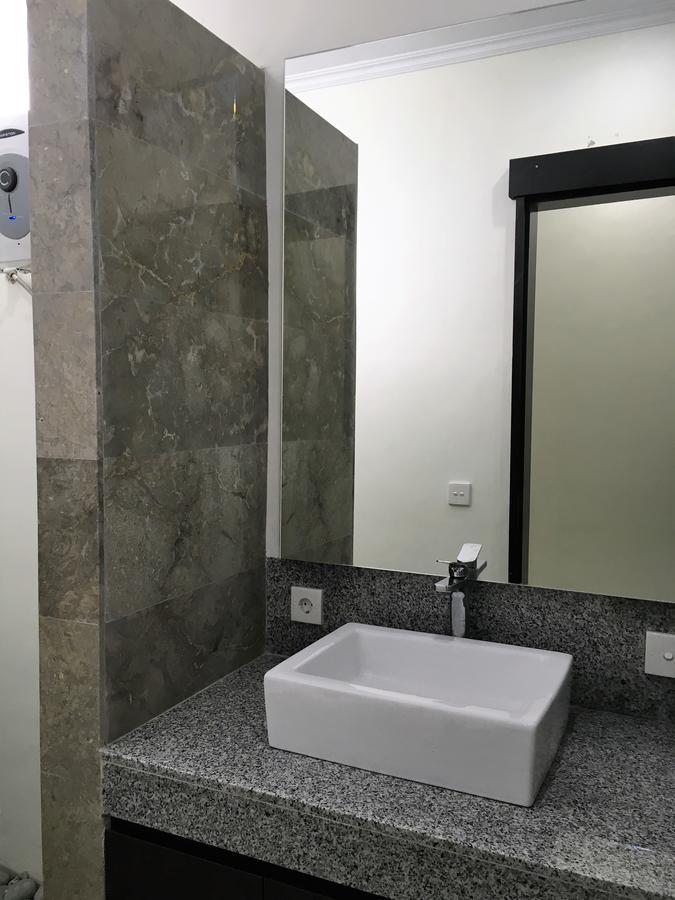Indah Homestay Семиньяк Экстерьер фото
